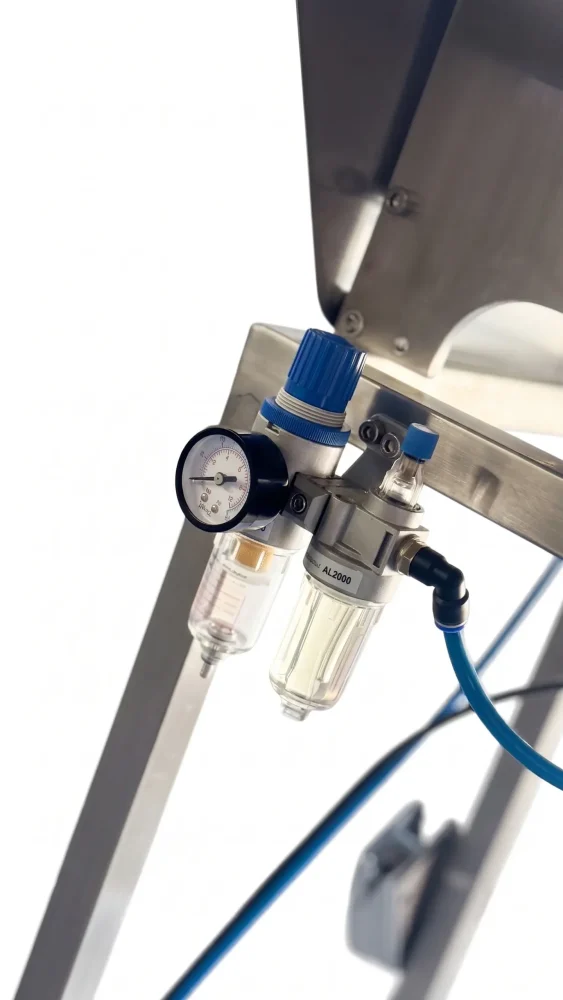 SFP-YTD1000 Stainless Steel Pneumatic Horizontal Liquid Filling Machine (100-1000ml) - Image 7